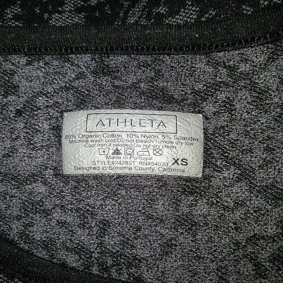 Athleta Top Multicolor Women Size XS Long Sleeve  Lace Pattern - Picture 4 of 9